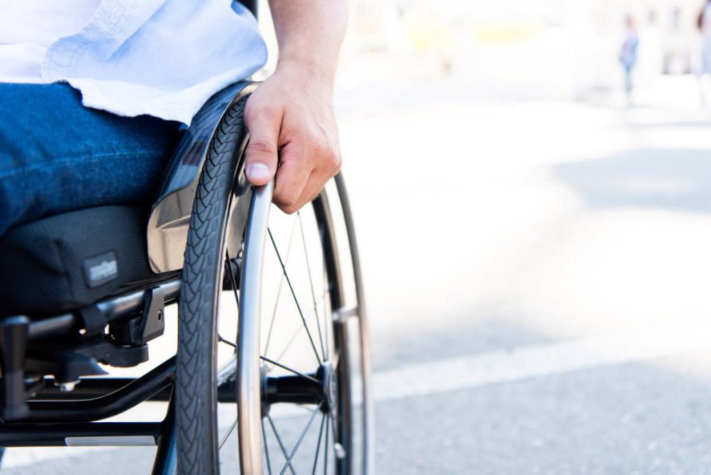 Apoio para pessoas com deficiência: como solicitar a prestação social para inclusão
